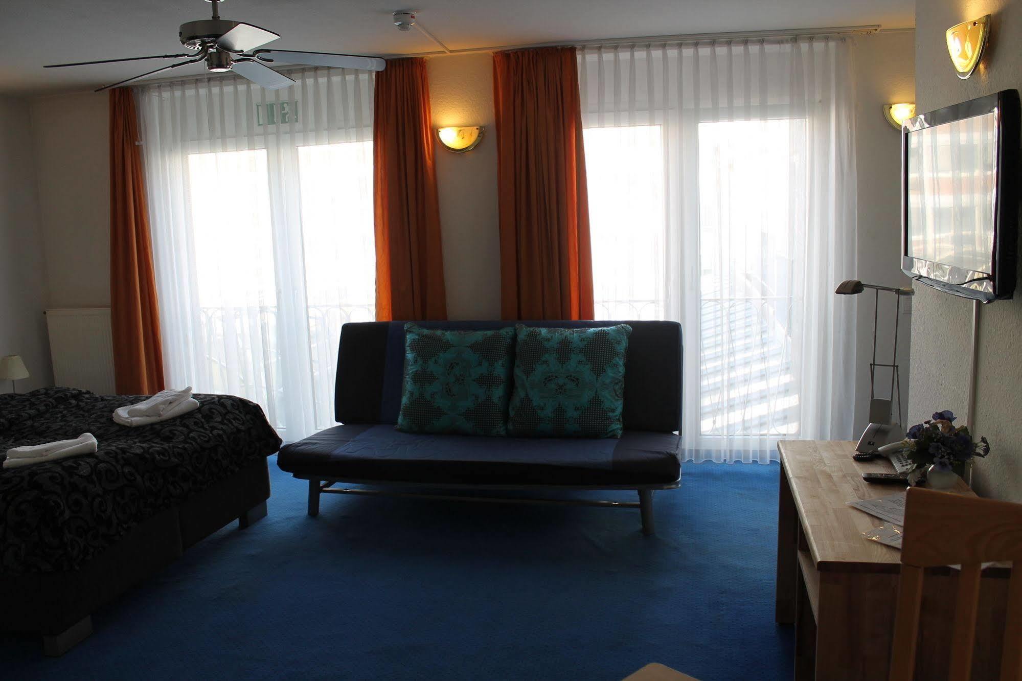 City Lounge Hotel ดุสเซลดอร์ฟ ภายนอก รูปภาพ